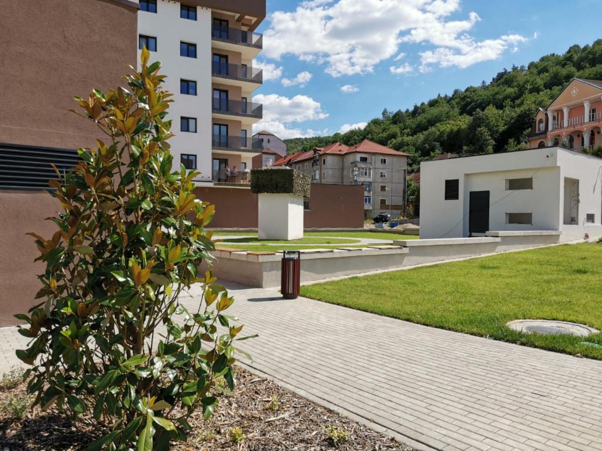 City Center Accomodation - 101 Решица Экстерьер фото
