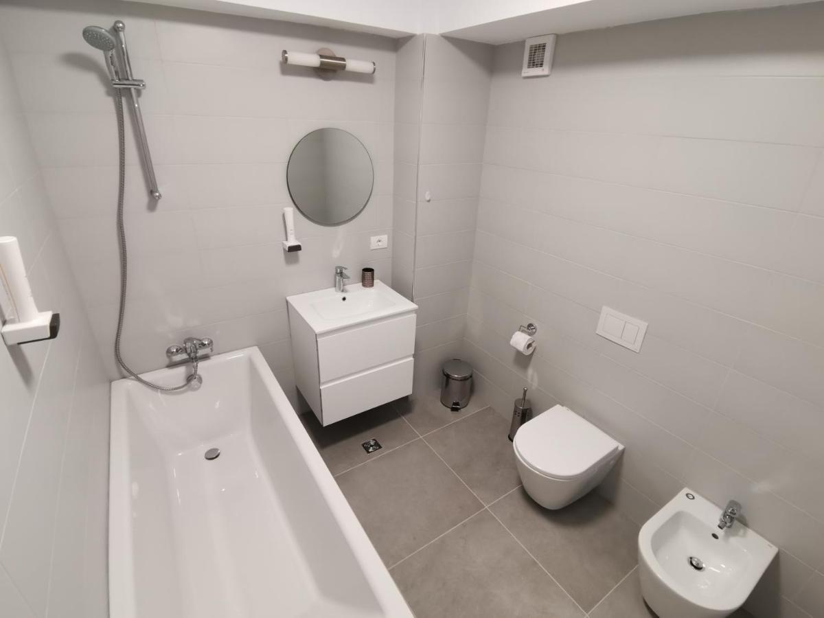City Center Accomodation - 101 Решица Экстерьер фото